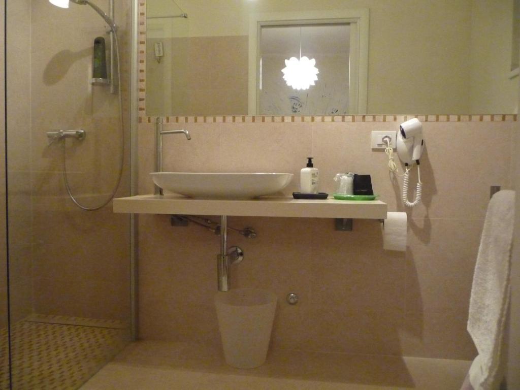 Residence Bed&Bike Moggio Udinese Номер фото
